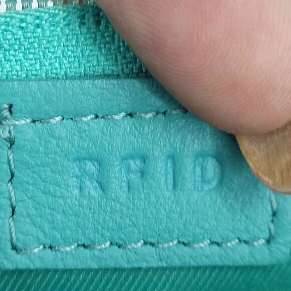 ILI New York Leather Crossbody Bag 6647 TRQ Adjustable Strap Mini Sac Mint Blue - Picture 4 of 13